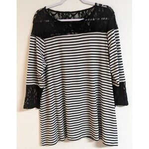 Women's CHICO'S Black/White Striped Lace Trim Jersey Swing Top 12